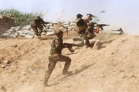Quân đội Iraq trong chiến dịch quân sự tái chiếm tỉnh Anbar trong tay phiến quân IS. (Ảnh: CNN).