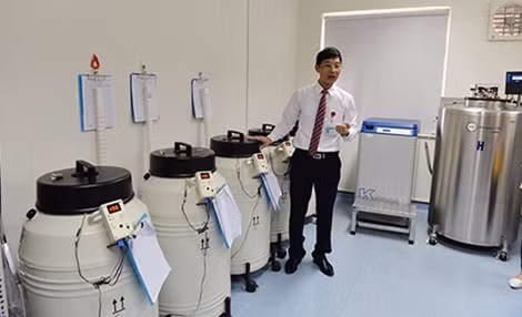 GS TS Nguyễn Anh Trí giới thiệu các kỹ thuật liên quan đến ghép tế bào gốc.