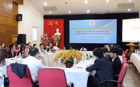 Toàn cảnh buổi toạ đàm.