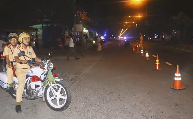 Công an Vĩnh Long đẩy mạnh công tác tuần tra, xử lý vi phạm.