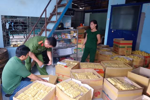 Số mì tươi dương tính với hàn the.