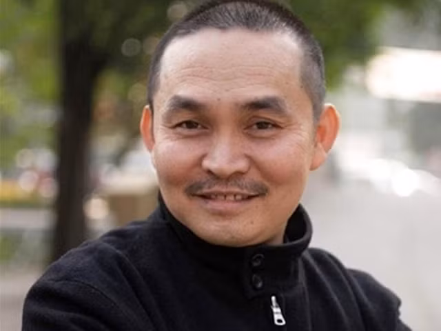 Nghệ sĩ Xuân Hinh