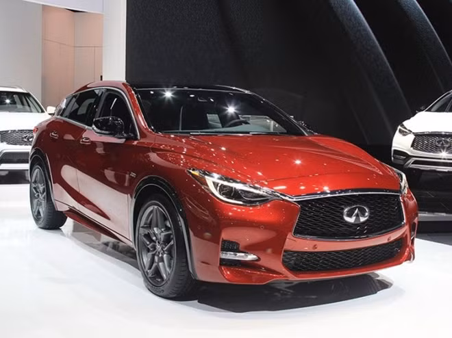 Infiniti QX30 2017.