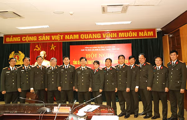 Các đại biểu tham dự Hội nghị.