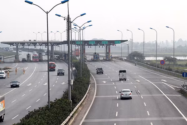 Trạm thu phí Cầu Giẽ - Ninh Bình.