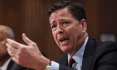 Giám đốc FBI James Comey.