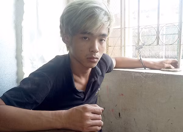 Đối tượng Mạnh tại cơ quan Công an.