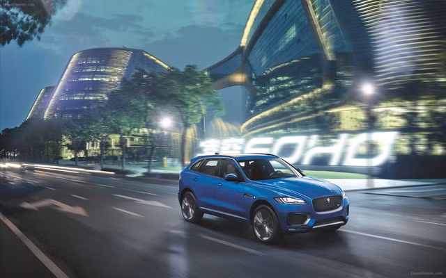Khách tham quan VIMS 2016 sẽ không được chiêm ngưỡng mẫu SUV hạng sang Jaguar F-Pace.