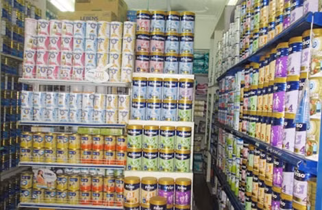 Việc áp trần giá sữa được đánh giá là không có tác dụng thực sự mang lại lợi ích cho người tiêu dùng.
