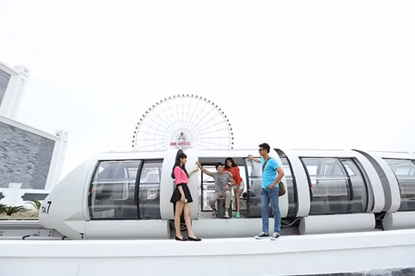 Trò chơi xe điện một ray trên cao Monorail