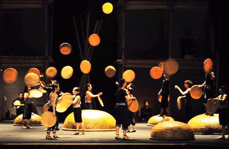 Kịch xiếc "À ố show" được khán giả nước ngoài yêu thích vì đậm nét văn hóa Việt.
