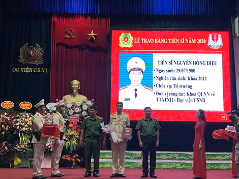 Học viện CSND trao bằng tiến sĩ năm 2020