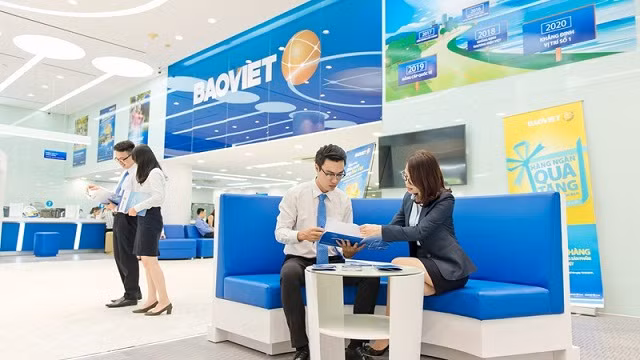 Tập đoàn Bảo Việt được vinh danh Top 50 công ty kinh doanh hiệu quả nhất Việt Nam năm thứ 4 liên tiếp