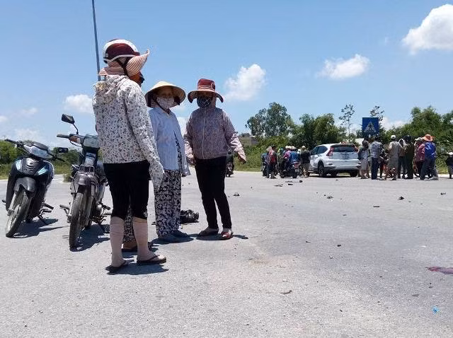 Hiện trường vụ TNGT.