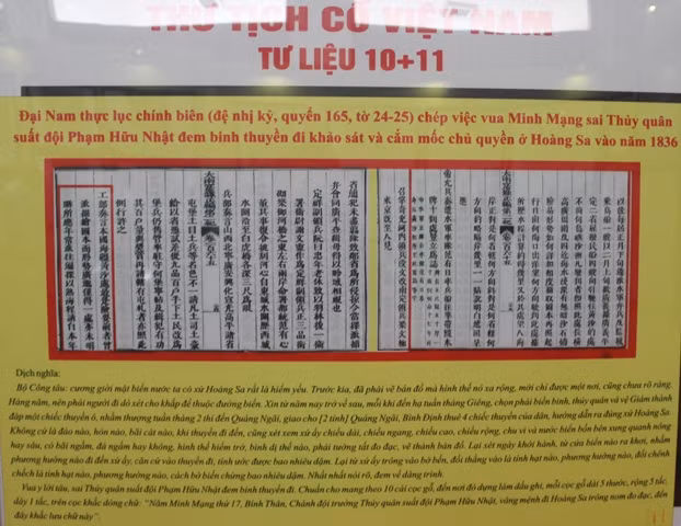 Đại nam thực lục chính biên (đệ nhị kỷ, quyển 165, tờ 24,25) chép việc vua Minh Mạng sai thủy quân suất đội Phạm Hữu Nhật đem binh thuyền đi khảo sát, cắm mốc chủ quyền ở Hoàng Sa năm 1836. Đại nam thực lục chính biên (đệ nhị kỷ, quyển 165, tờ 24,25) chép việc vua Minh Mạng sai thủy quân suất đội Phạm Hữu Nhật đem binh thuyền đi khảo sát, cắm mốc chủ quyền ở Hoàng Sa năm 1836.