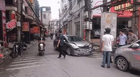 Hiện trường vụ va chạm giao thông.
