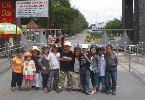 Những chú lùn trong "lâu đài" Bạch Tuyết.
