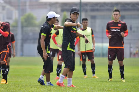 HLV Miura bất ngờ "phê" V.League nặng nề. Ảnh: H.M.