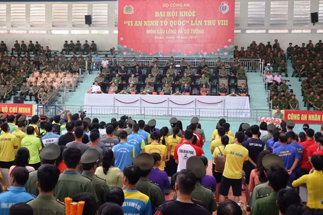 Quang cảnh lễ khai mạc