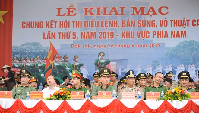 Các đại biểu tham dự hội thi