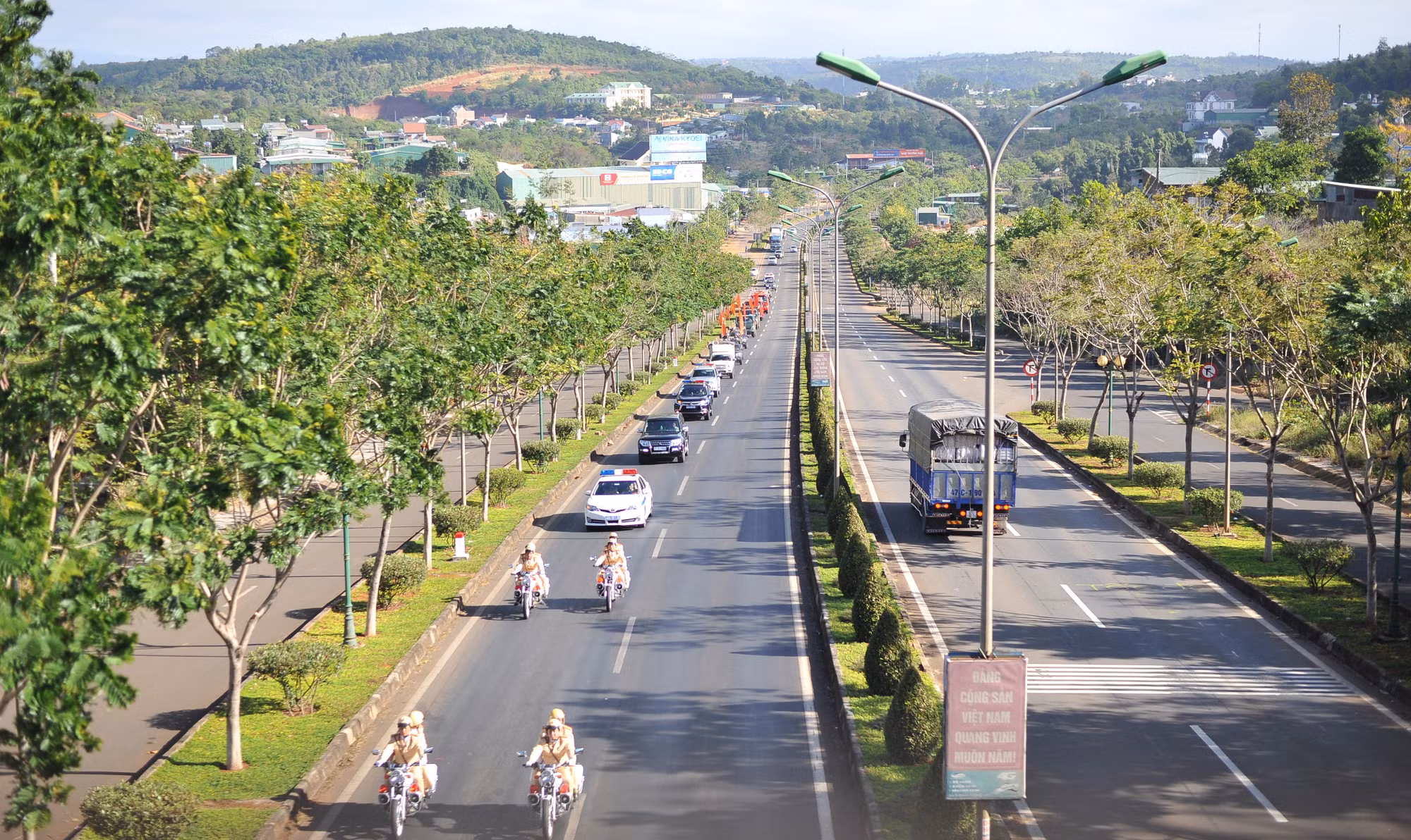 Công an Đắk Lắk và Đắk Nông ra quân đảm bảo ANTT Tết Nguyên đán Canh Tý 2020
