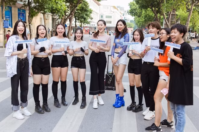 Á hậu Phương Nga kêu gọi các mọi người hưởng ứng cuộc thi.