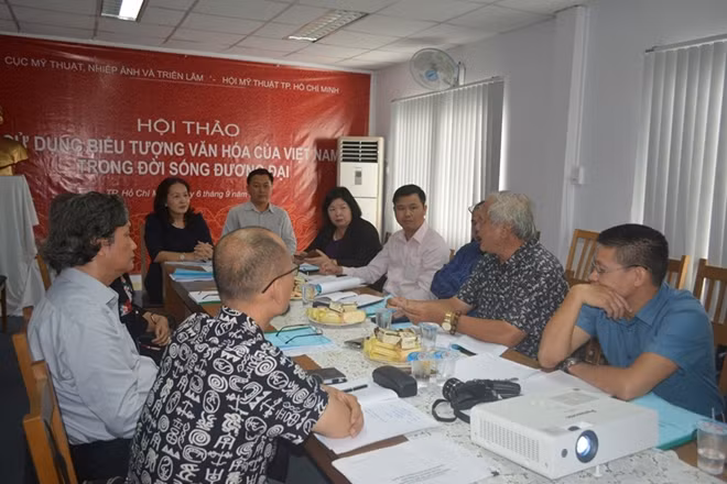 Các đại biểu tại Hội thảo.