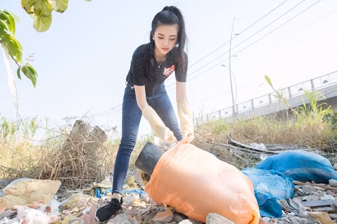 Á hậu Thúy An.