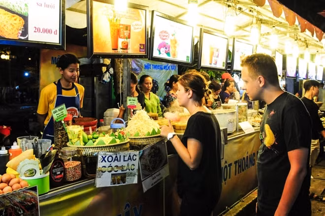 Nhiều món ăn đặc sắc góp mặt tại liên hoan.