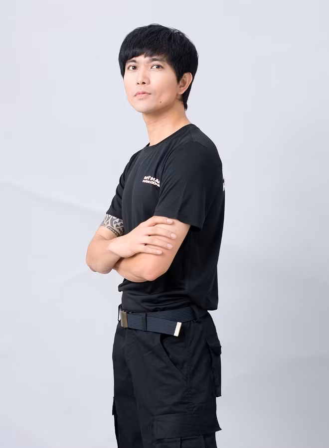 Ca sĩ - diễn viên Tim là host của chương trình.