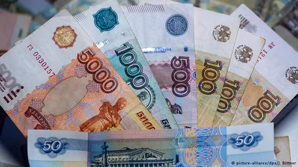 Đồng rúp đang có dấu hiệu hồi phục sau tuyên bố giúp đỡ của Trung Quốc.