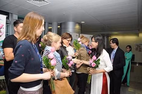 Chào đón đoàn khảo sát du lịch của các hãng lữ hành, báo chí Đức tại TP Hồ Chí Minh