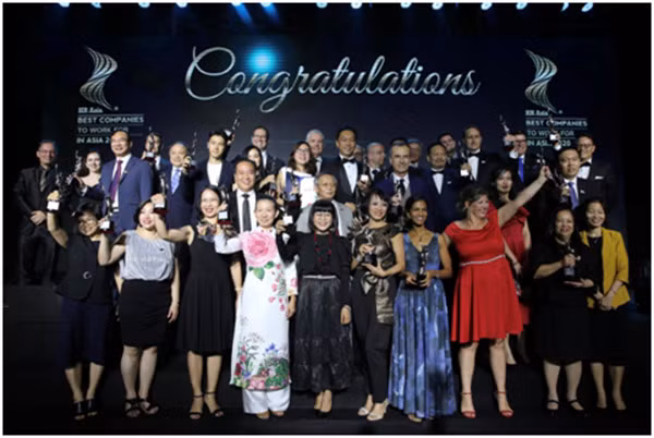 TPBank được bình chọn là một trong những nơi làm việc tốt nhất châu Á 2020. TPBank được bình chọn là một trong những nơi làm việc tốt nhất châu Á 2020.