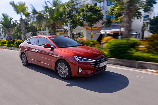 Hyundai Elantra.