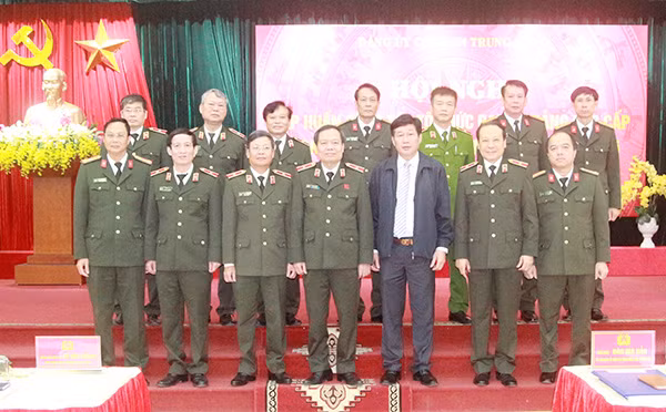 Đại biểu dự Hội nghị. Đại biểu dự Hội nghị.