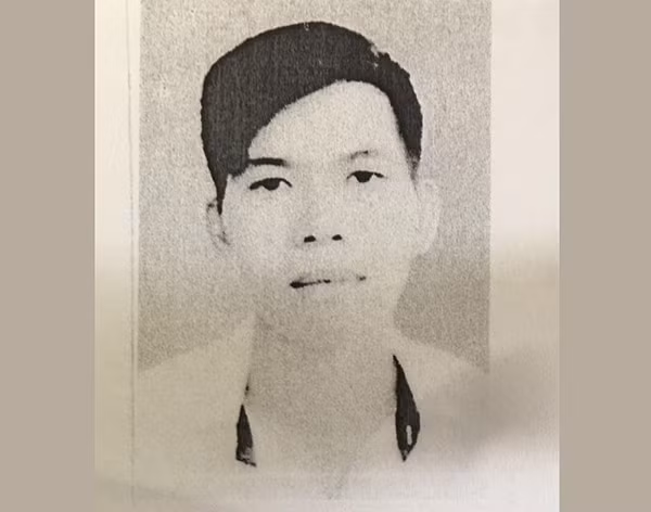 Chân dung Lê Văn Toán.