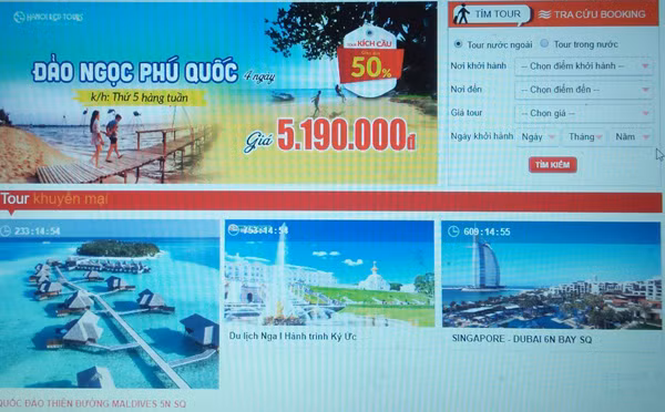 Tiếp thị, giao dịch online là xu hướng được các doanh nghiệp du lịch lựa chọn để duy trì hoạt động.