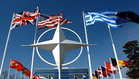 Trong bối cảnh mới, NATO đứng trước đòi hỏi phải thay đổi.