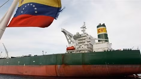 Một tàu chở dầu Iran được cho là đang tiến đến Venezuela. Một tàu chở dầu Iran được cho là đang tiến đến Venezuela.