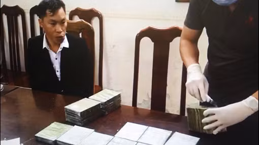 Đang được tại ngoại vẫn tham gia mua bán trái phép chất ma tuý ảnh 5