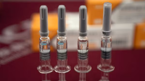 Các nước lớn cần phải chia sẻ vaccine với thế giới vì lợi ích của toàn nhân loại.