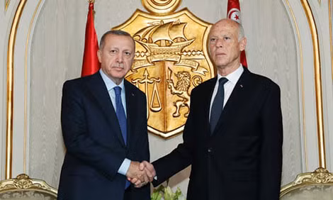 Tổng thống Thổ Nhĩ Kỳ Recep Tayyip Erdogan và Tổng thống Tunisia Kais Saied.
