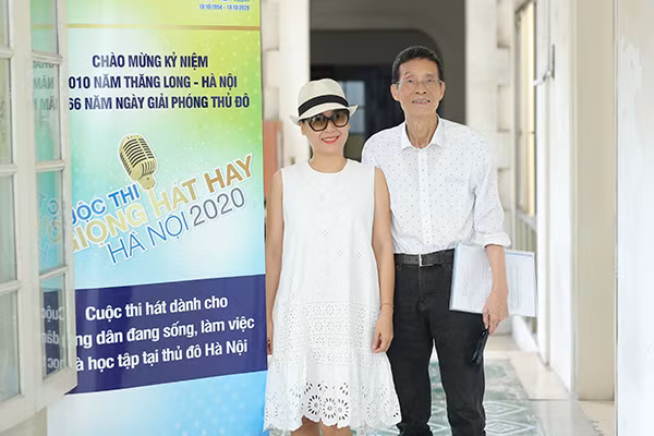 Nhạc sĩ Trương Ngọc Ninh và Nhạc sĩ Giáng Son- Thành viên Ban tổ chức. Nhạc sĩ Trương Ngọc Ninh và Nhạc sĩ Giáng Son- Thành viên Ban tổ chức.