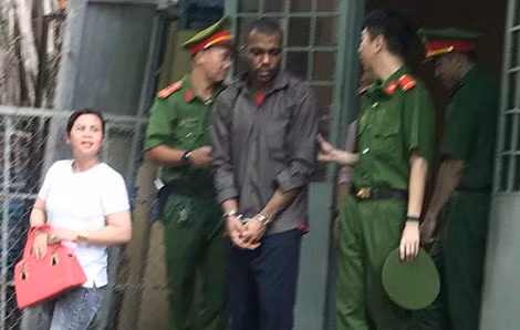 Đối tượng Otuonye Uchechukwu Humphrey, người Nigeria, bị phạt 10 năm tù.