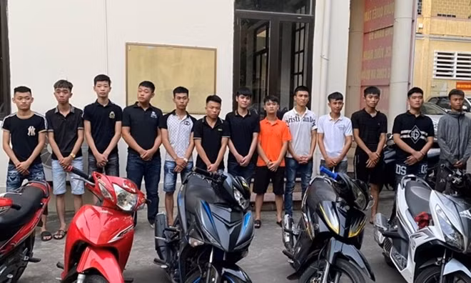 Các đối tượng chủ yếu là thanh, thiếu niên thường xuyên lên facebook hẹn nhau đi đua xe.