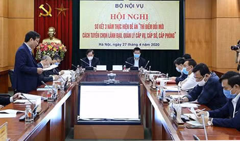 Bộ Nội vụ sơ kết 3 năm thí điểm thi tuyển lãnh đạo cấp sở, phòng.