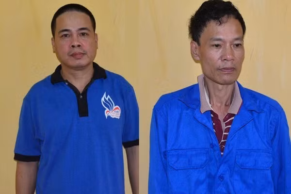 Nguyễn Thế Sơn và Hoàng Đức Khánh tại cơ quan Công an. Nguyễn Thế Sơn và Hoàng Đức Khánh tại cơ quan Công an.