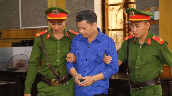 Bị cáo Lò Văn Huynh.