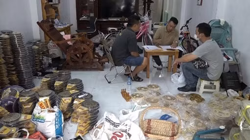 Phá đường dây làm giả phụ tùng xe gắn máy quy mô lớn