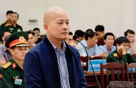 Đinh Ngọc Hệ trong phiên tòa xét xử một vụ án khác.